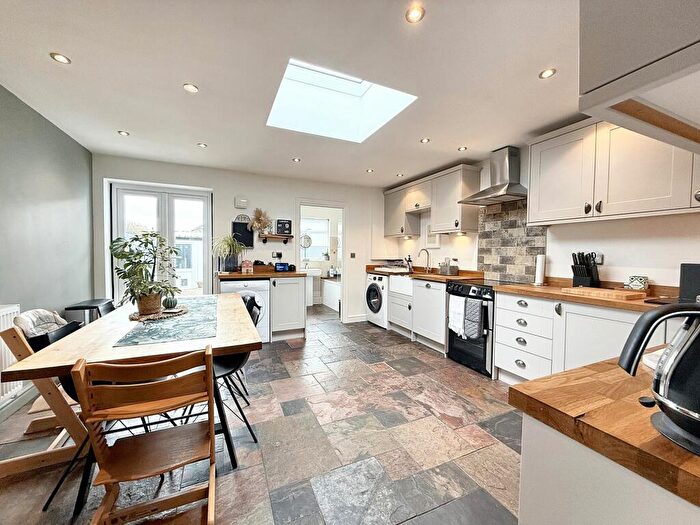 3 Bedroom Terraced House For Sale In Llwyn On Street, Caerphilly, CF83