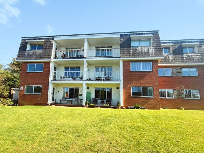 2 Bedroom Flat For Sale In Cranford Avenue, Exmouth, Devon, EX8