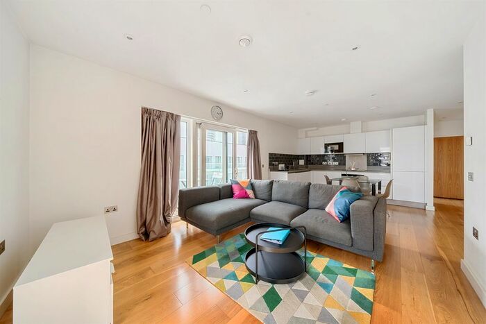 2 Bedroom Flat To Rent In The Norton, John Harrison Way, Lower Riverside, Greenwich Peninsula, SE10