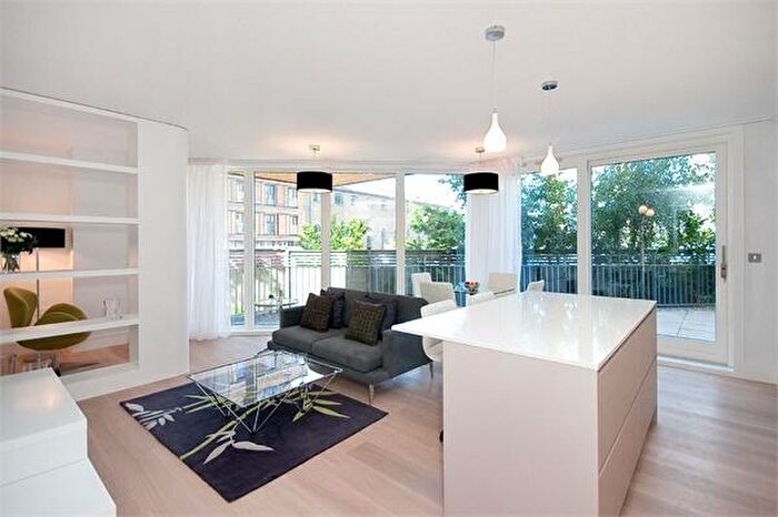 2 Bedroom Apartment To Rent In Wharf Road, N1