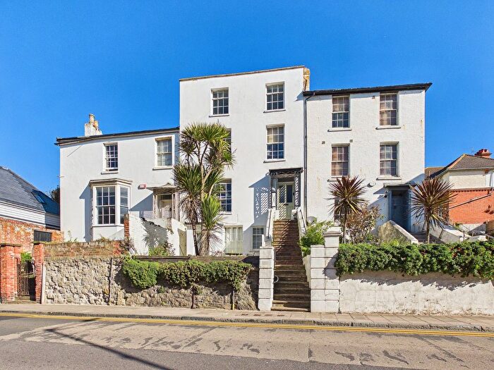 2 Bedroom Flat For Sale In Sandgate High Street, Sandgate, Folkestone, Kent, CT20