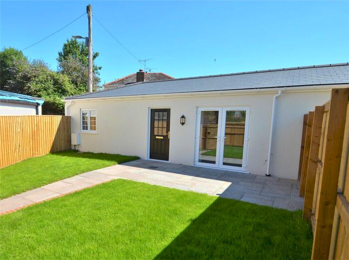 1 Bedroom Bungalow To Rent In Chapel Street, Tiverton, Devon, EX16