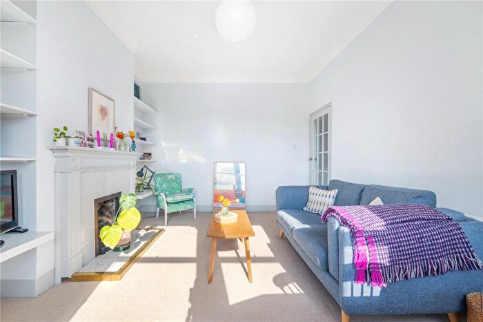 1 Bedroom Apartment For Sale In Dunstans Road, East Dulwich, London, SE22