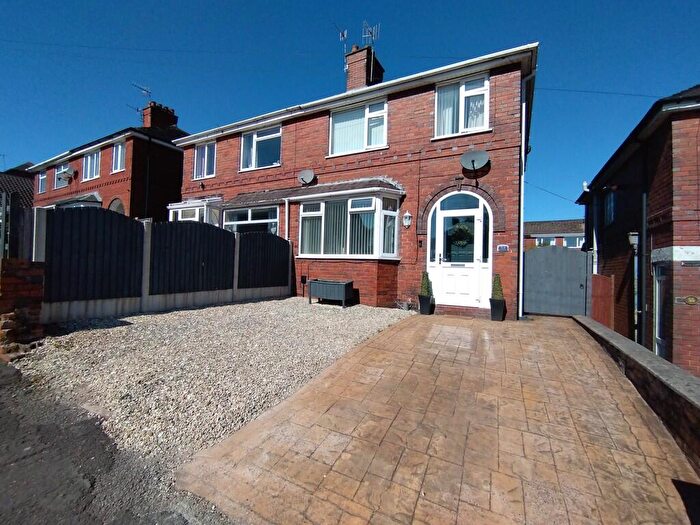 3 Bedroom Semi-Detached House For Sale In Mellor Street, Packmoor, Stoke-on-Trent, ST7