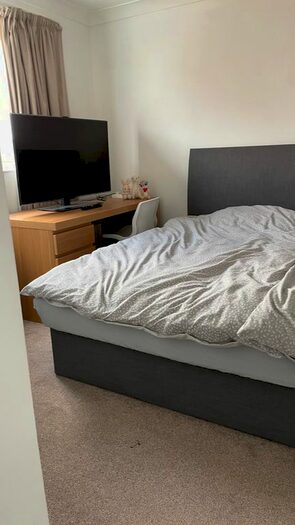 3 Bedroom Semi-Detached House To Rent In Hunwicke Road, Colchester, CO4