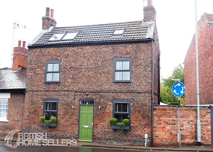 3 Bedroom Semi-Detached House For Sale In Keldgate, Beverley, East Yorkshire, HU17