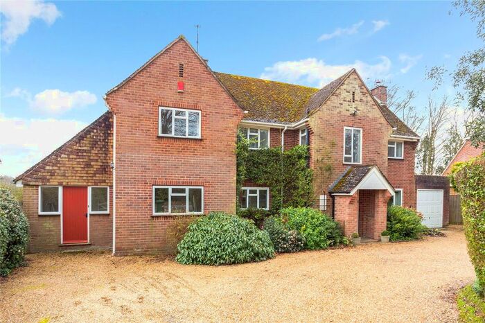 5 Bedroom Detached House For Sale In Martyr Worthy, Winchester, Hampshire, SO21