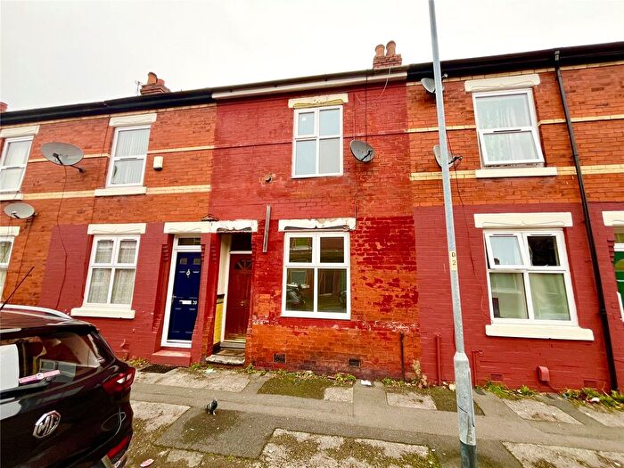 3 Bedroom Terraced House For Sale In Henbury Street, Manchester, Greater Manchester, M14