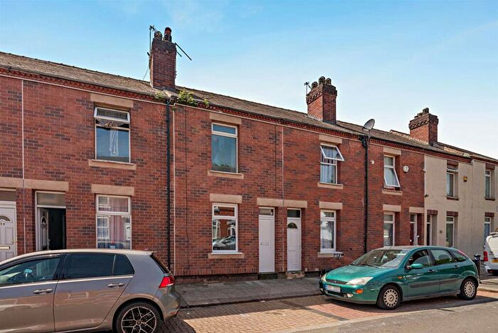 2 Bedroom Terraced House For Sale In Ellerker Avenue, Doncaster, DN4