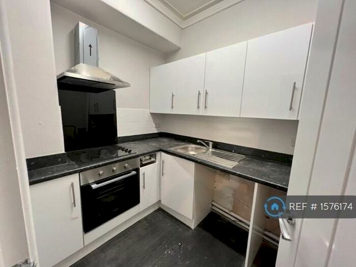 1 Bedroom Flat To Rent In Pierremont Crescent, Darlington, DL3