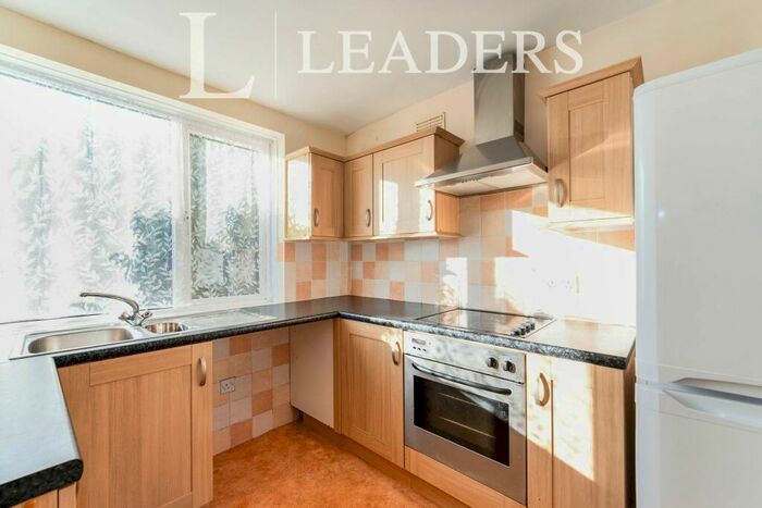 2 Bedroom Flat To Rent In Devonshire Avenue, Southsea, PO4