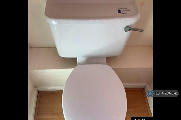 2 Bedroom End Of Terrace House To Rent In Huntington Place, Slough, SL3