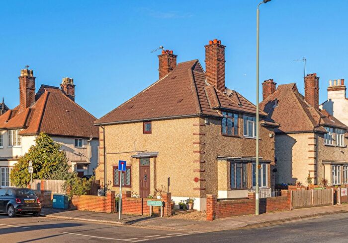 2 Bedroom Semi Detached House For Sale In Croydon Road, Beckenham, BR3