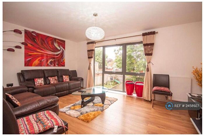 4 Bedroom Terraced House To Rent In Snowdrop Mews, Pinner, HA5