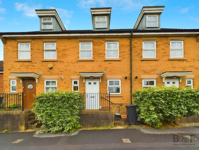 3 Bedroom Terraced House To Rent In Lintham Drive, Kingswood, BS15