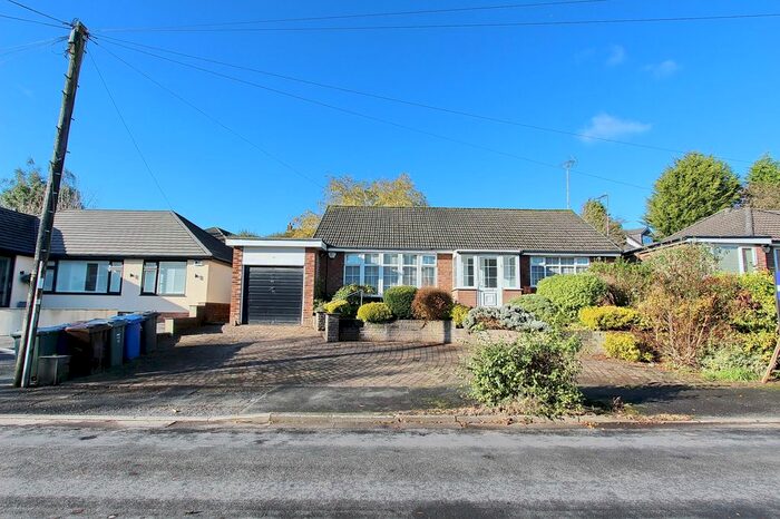 3 Bedroom Detached Bungalow To Rent In Hawkstone Avenue, Whitefield, M45