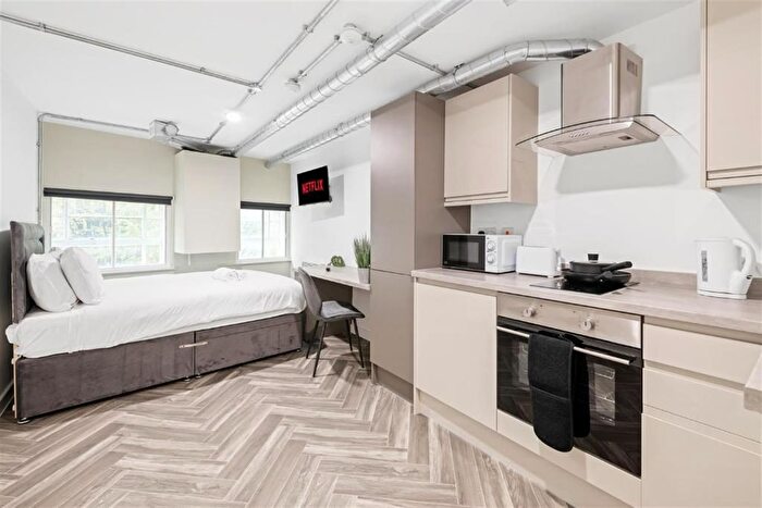 1 Bedroom Studio To Rent In - Lister Gate, NG1