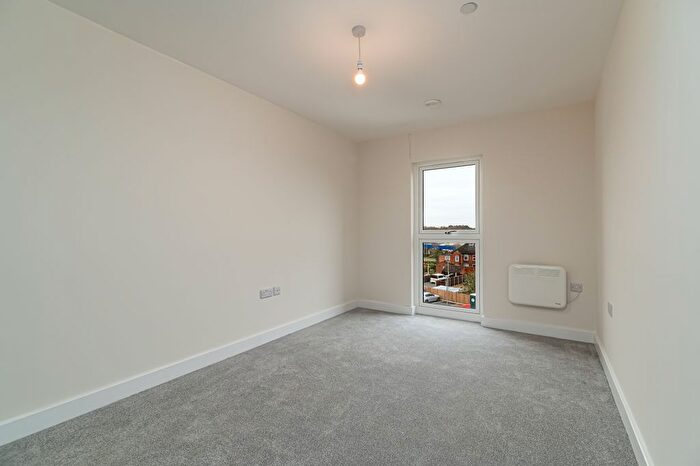 1 Bedroom Flat To Rent In Hunslet House, Station Quarter, Station Road, Corby, NN17