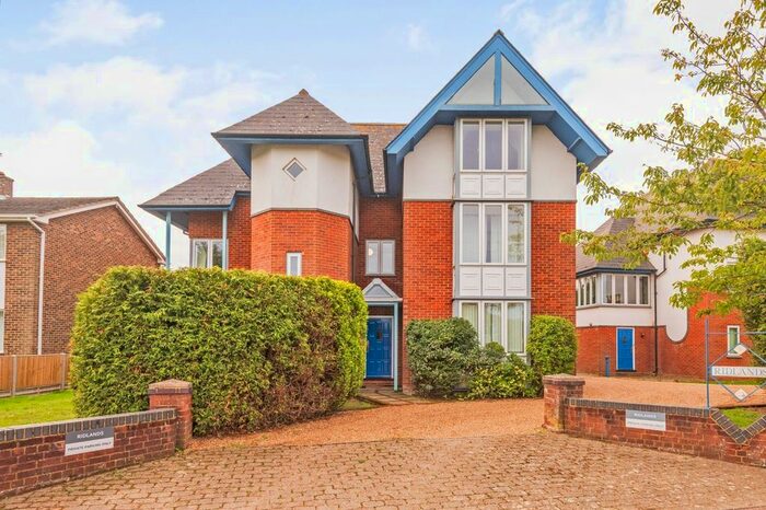 1 Bedroom Flat To Rent In South Canterbury Road, Canterbury, Kent, CT1