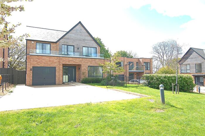4 Bedroom Detached House For Sale In John Martin Gardens, Standish, Stonehouse, Gloucestershire, GL10