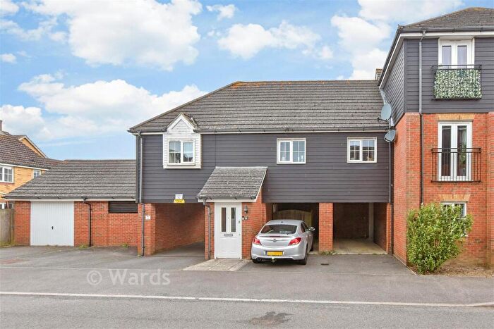 2 Bedroom Coach House For Sale In Carter Close, Hawkinge, Folkestone, Kent, CT18