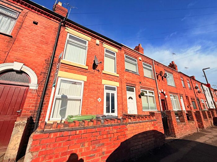 2 Bedroom Property To Rent In Lower Gladstone Street, Heanor, DE75