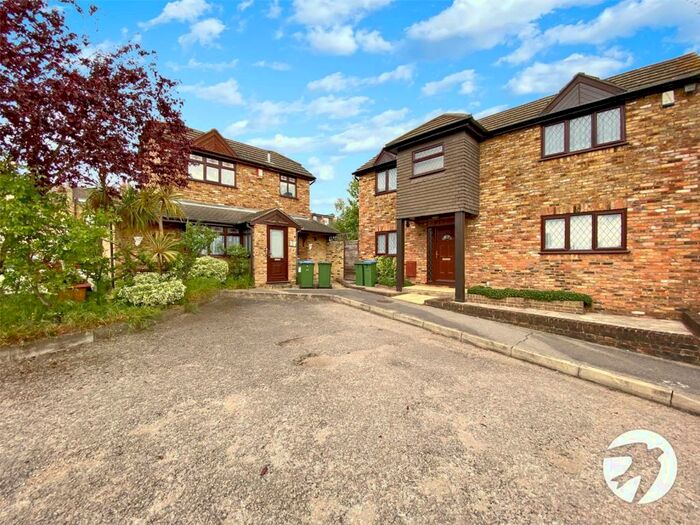 1 Bedroom Detached House To Rent In Malton Mews, Plumstead, London, SE18