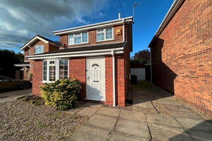 3 Bedroom Detached House To Rent In Milburn Grove, Nottingham, NG13