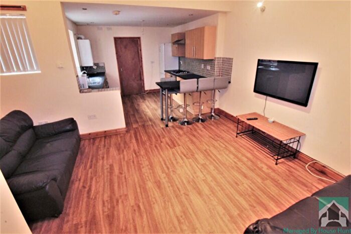 4 Bedroom Terraced House To Rent In Coronation Road, Birmingham, B29