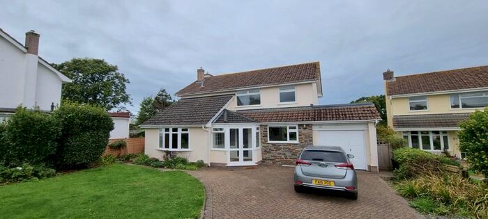 4 Bedroom Detached House To Rent In Shepherds Meadow, Abbotsham, Bideford, EX39
