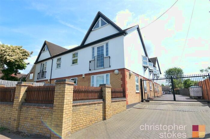 2 Bedroom Flat To Rent In Millennium Court, Flamstead End Road, Waltham Cross, Hertfordshire, EN8