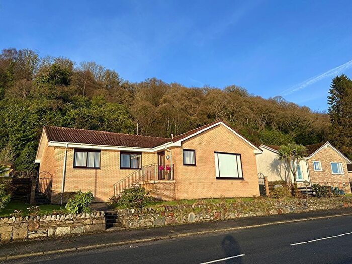 4 Bedroom Bungalow For Sale In Bullwood Road, Dunoon, Argyll And Bute, PA23