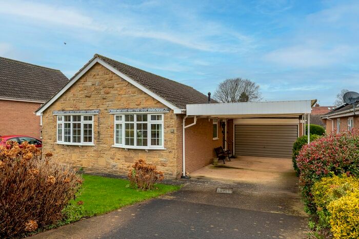 2 Bedroom Detached Bungalow For Sale In Ladywell Road, Boroughbridge, York, YO51