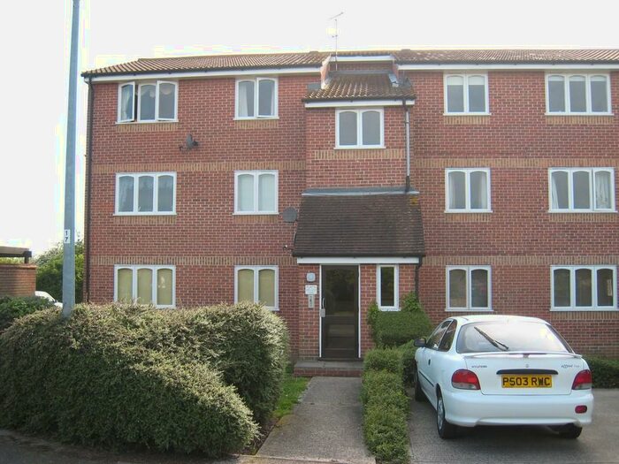 1 Bedroom Flat To Rent In Parklands, Rochford, SS4