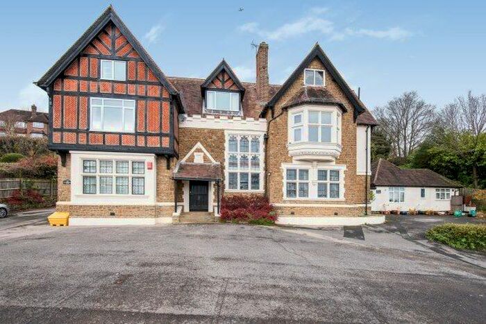 1 Bedroom Flat To Rent In Guildown Road, Guildford, GU2