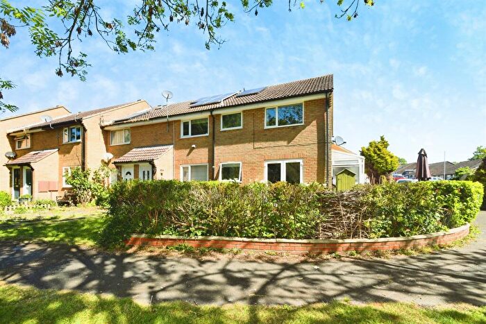 1 Bedroom End Of Terrace House For Sale In Mitchelldean, Peacehaven, BN10