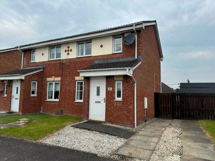 2 Bedroom House To Rent In Blair Atholl Gardens, Hamilton, ML3