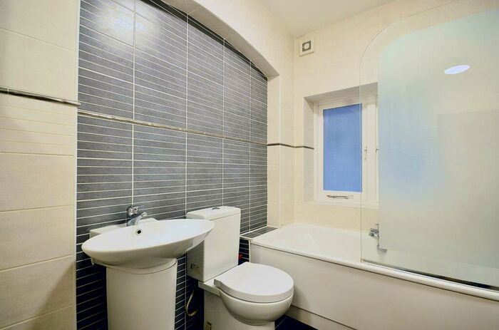 Studio To Rent In Rivington Street, Shoreditch, London, EC2A