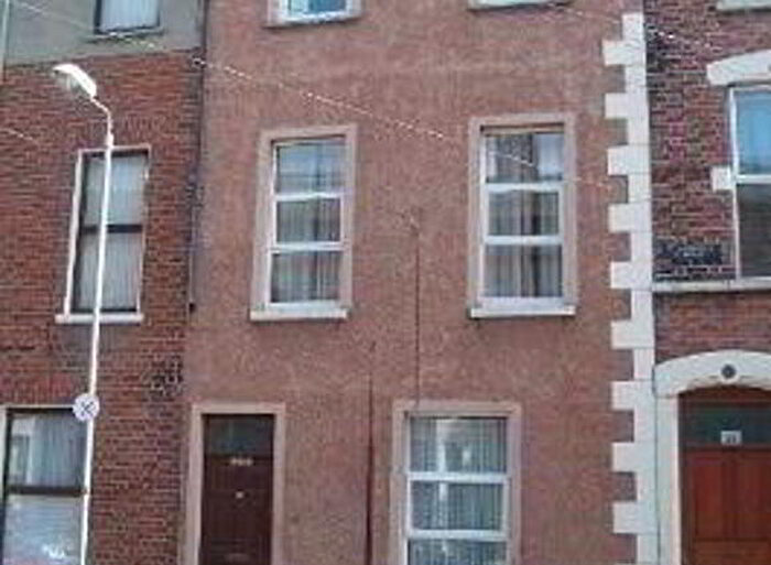 3 Bedroom Apartments To Rent In Flat, Lawrence Street, Belfast, BT7