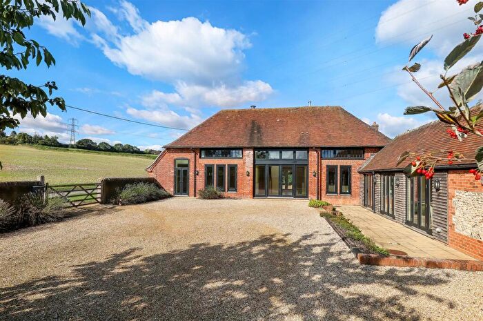 4 Bedroom Barn Conversion To Rent In Greyhound Barn, Lower Woodcott, RG28