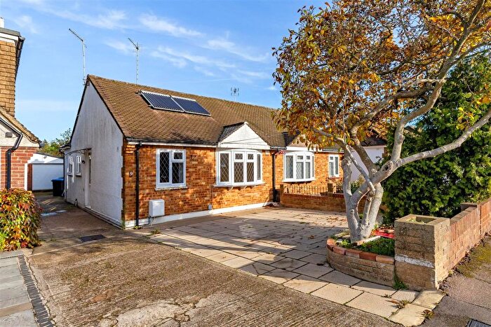 2 Bedroom Semi Detached Bungalow For Sale In Princes Close, North Weald., CM16