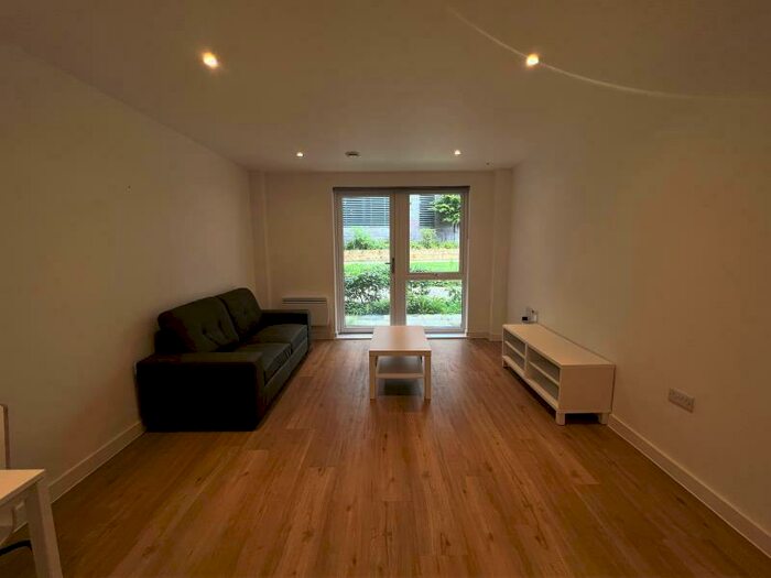 2 Bedroom Apartment To Rent In , The Plaza, G02