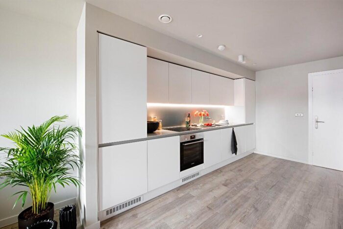 2 Bedroom Apartment To Rent In Apt, Addington Street, Manchester, Greater Manchester, M4