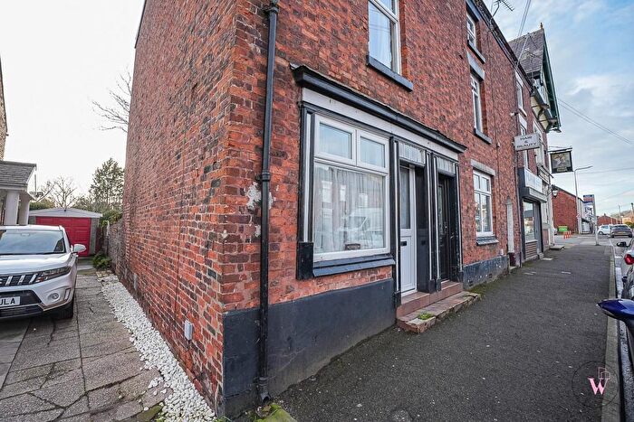 4 Bedroom End Of Terrace House For Sale In Delamere Street, Winsford, CW7