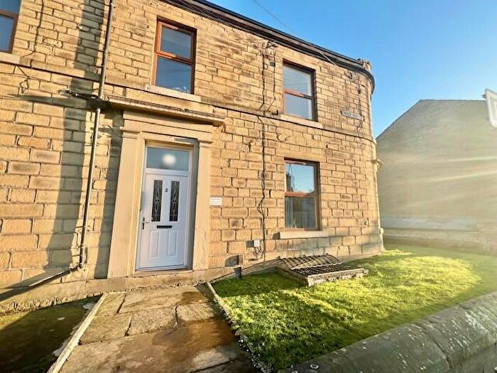 1 Bedroom Apartment To Rent In Church Street, Halifax, HX1