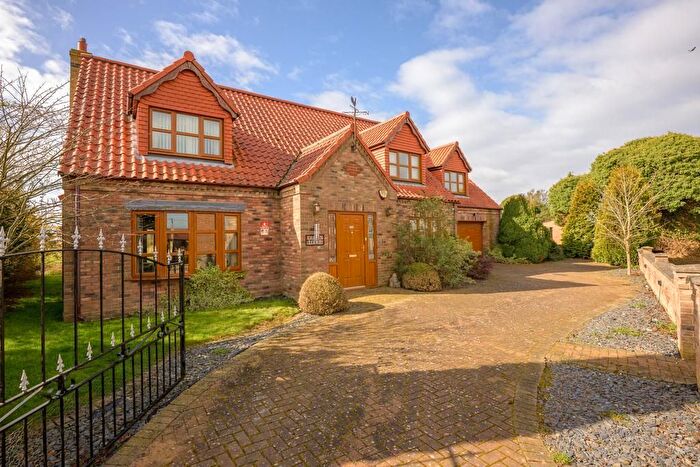 4 Bedroom Chalet For Sale In Church Road, Emneth, Wisbech, Norfolk, PE14