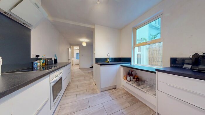 1 Bedroom Flat To Rent In Goldstone Road, Hove, BN3