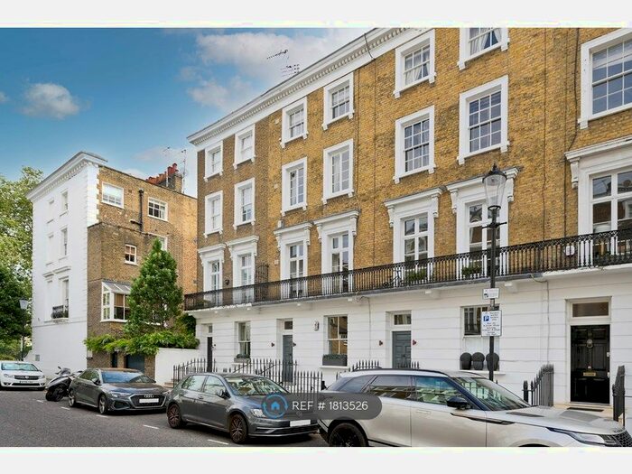 3 Bedroom Maisonette To Rent In Walpole St, London, SW3