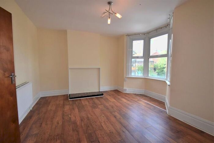 2 Bedroom Flat To Rent In Pound Park Road, London, SE7