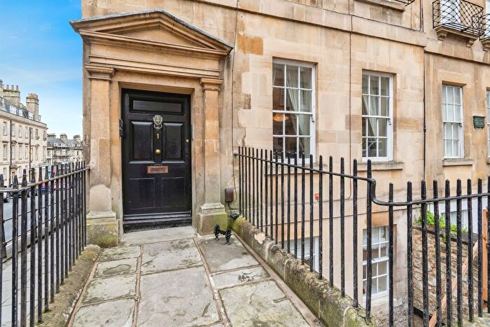 1 Bedroom Flat To Rent In Alfred Street, Bath, BA1